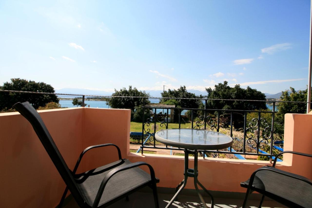 Seaside, Relaxing Family House With Playground! Villa Lavrys 4 มาราตี ภายนอก รูปภาพ